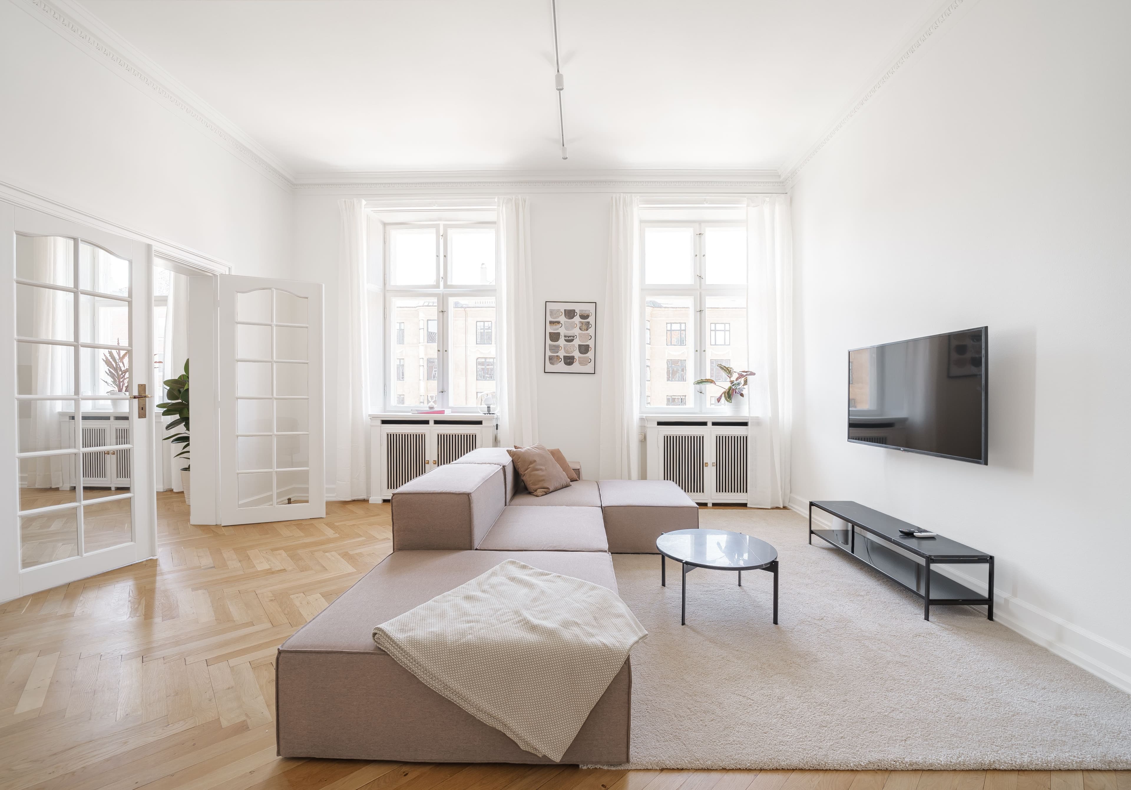 Bright living room in a Movinn apartment